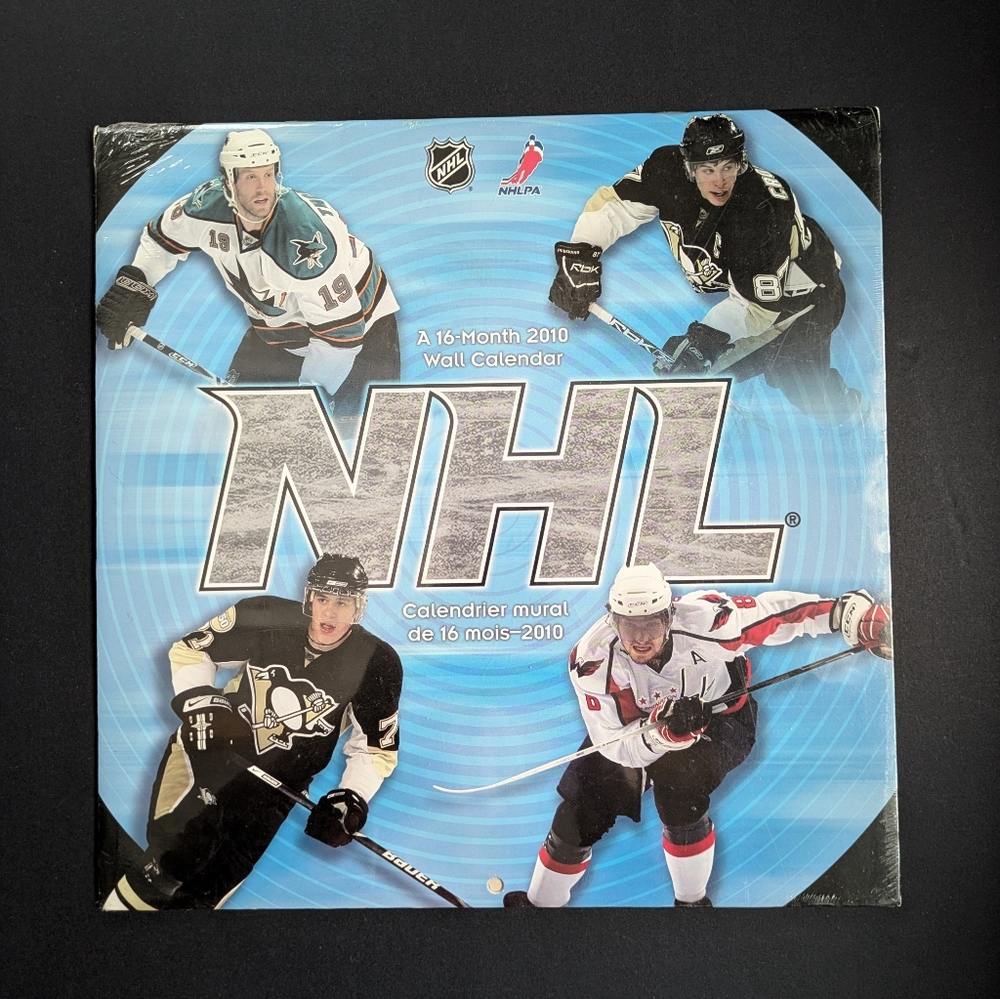 NHL 2010 Wall Calendar 16-Month Hockey Teams Players Sports Collectibles